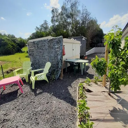 Caravane Et Jacuzzi Yronde-et-Buron